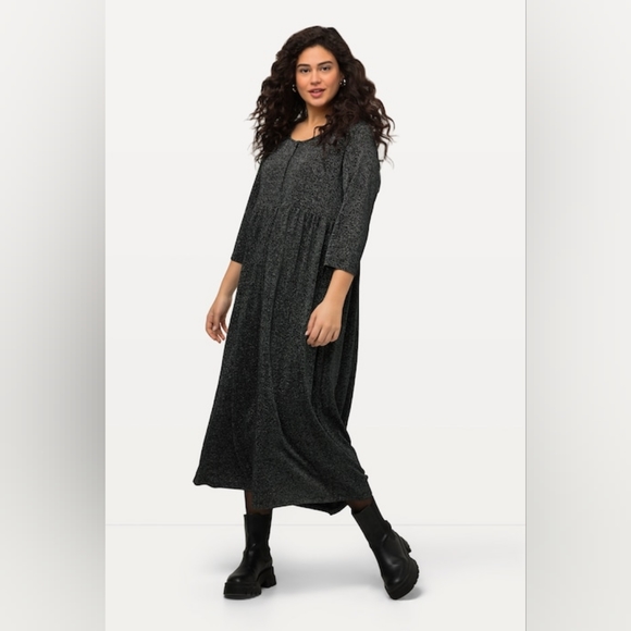 Ulla Popken Dresses & Skirts - Ulla Popken Metallic Sparkle Empire Knit Lace Sleeve Dress